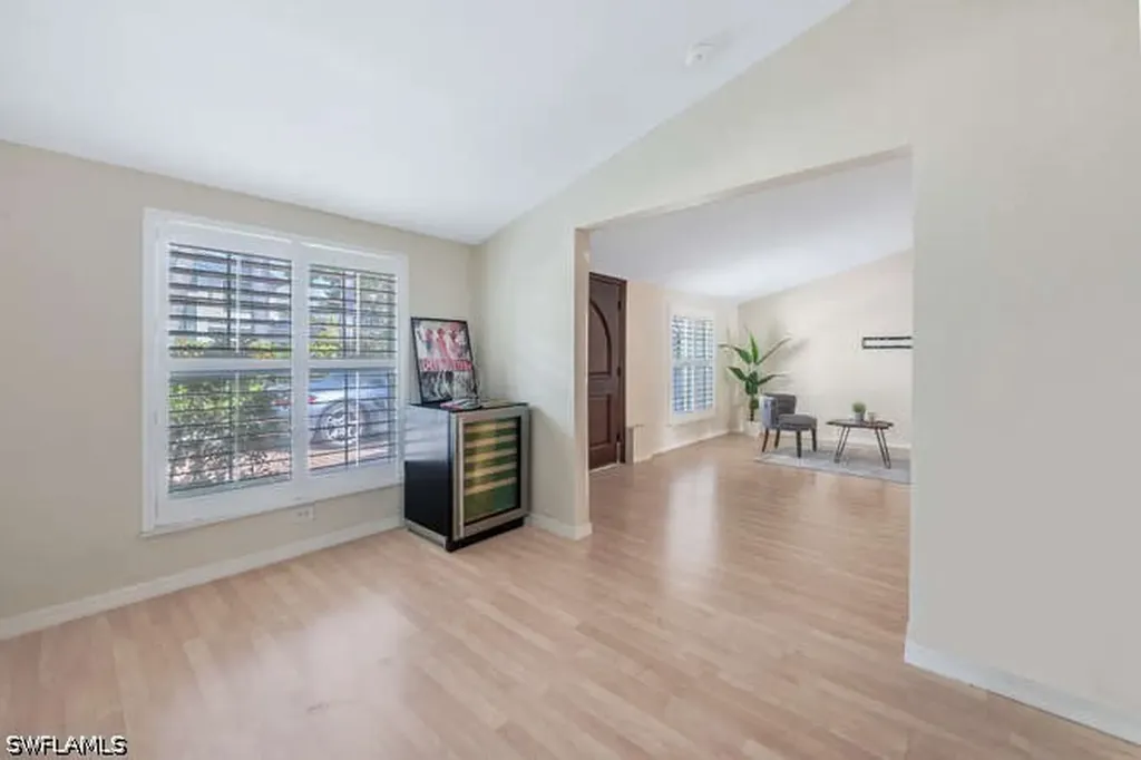 778 Broad Court S Naples FL 34102