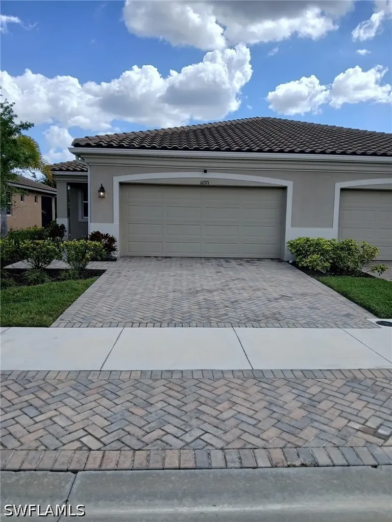 10371 Bonavie Cove Drive Fort Myers FL 33966