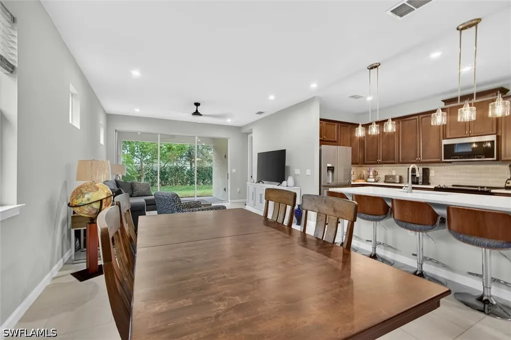 10371 Bonavie Cove Drive Fort Myers FL 33966