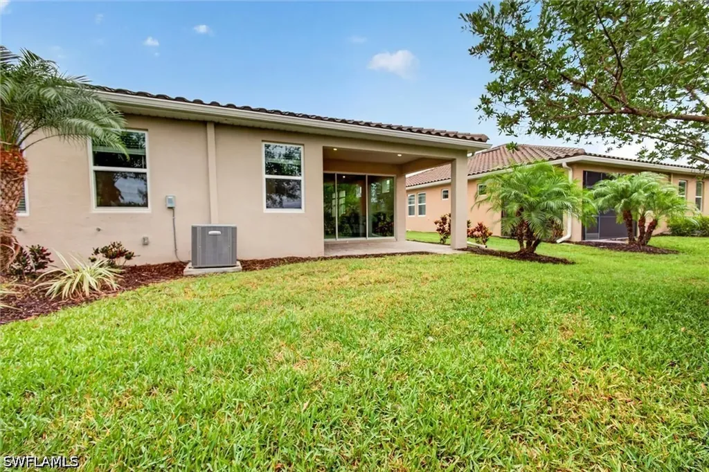 10371 Bonavie Cove Drive Fort Myers FL 33966