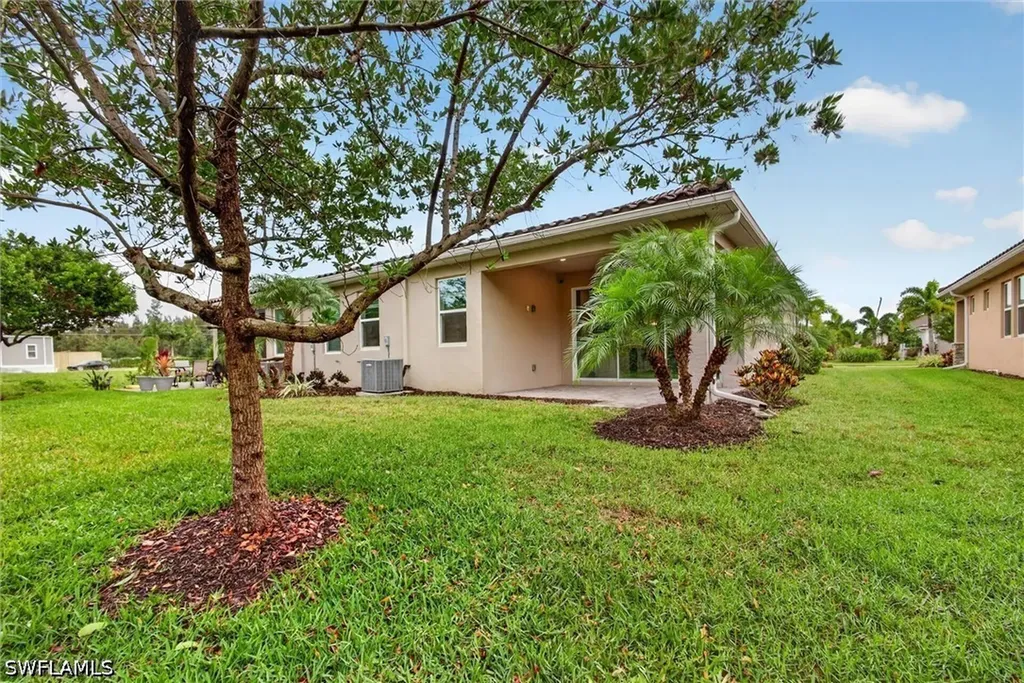 10371 Bonavie Cove Drive Fort Myers FL 33966