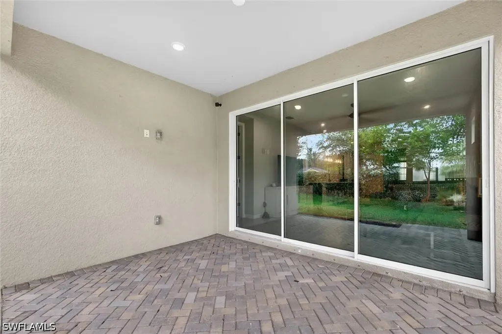 10371 Bonavie Cove Drive Fort Myers FL 33966