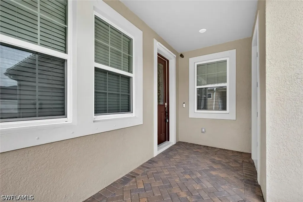 10371 Bonavie Cove Drive Fort Myers FL 33966