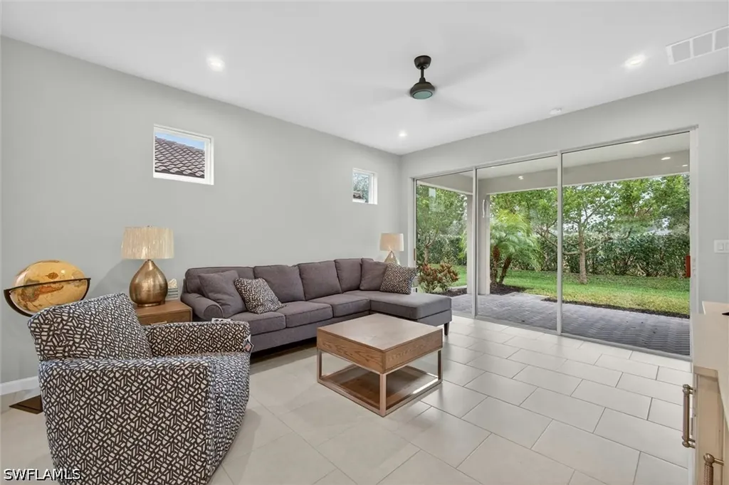 10371 Bonavie Cove Drive Fort Myers FL 33966