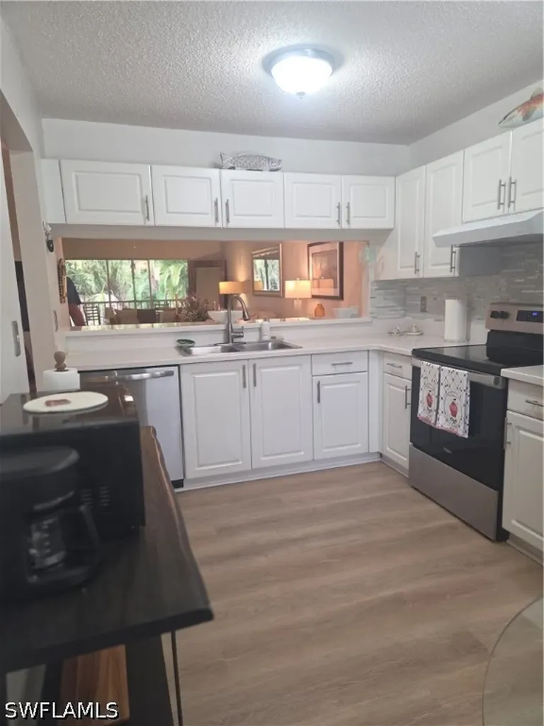 3531 County Barn Road Naples FL 34112
