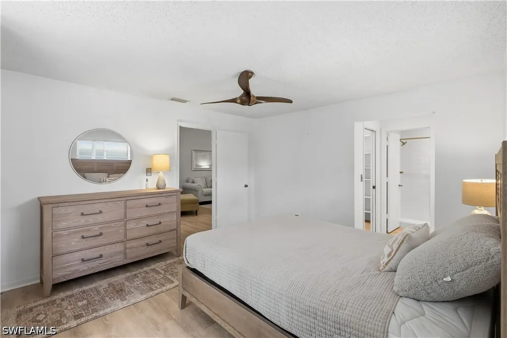3531 County Barn Road Naples FL 34112