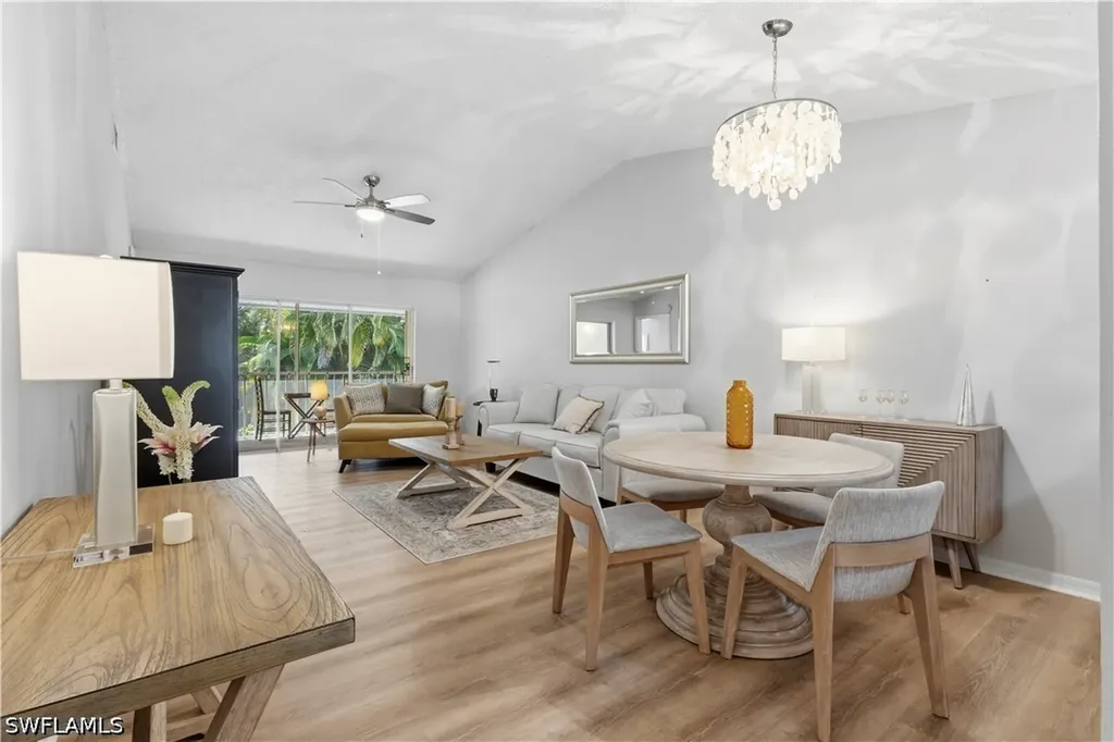 3531 County Barn Road Naples FL 34112