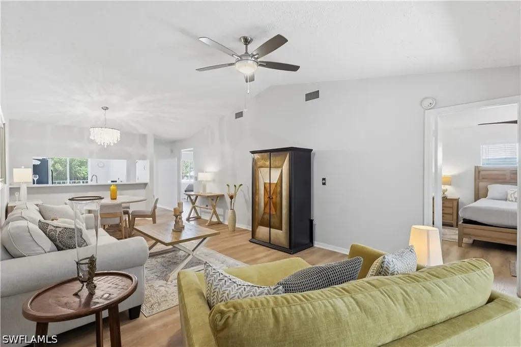3531 County Barn Road Naples FL 34112