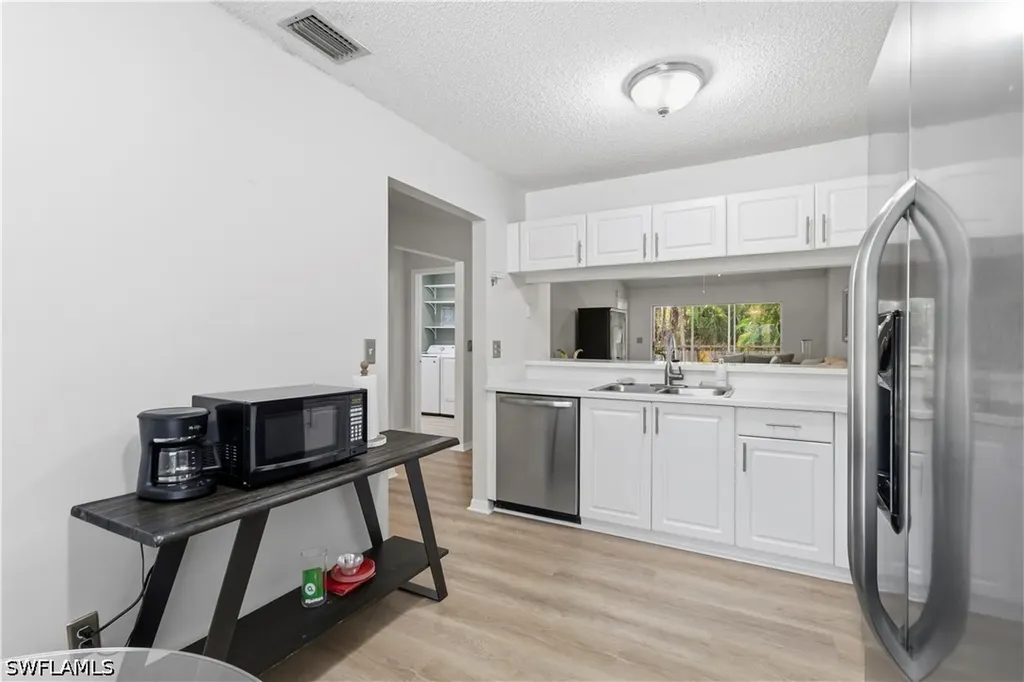 3531 County Barn Road Naples FL 34112