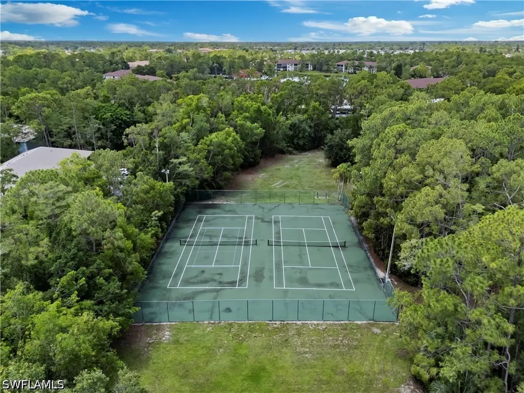 3531 County Barn Road Naples FL 34112