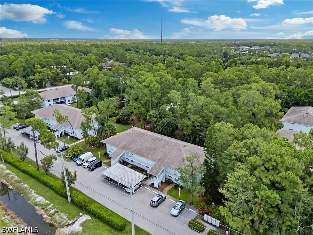 3531 County Barn Road Naples FL 34112