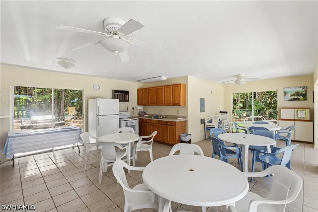 3531 County Barn Road Naples FL 34112