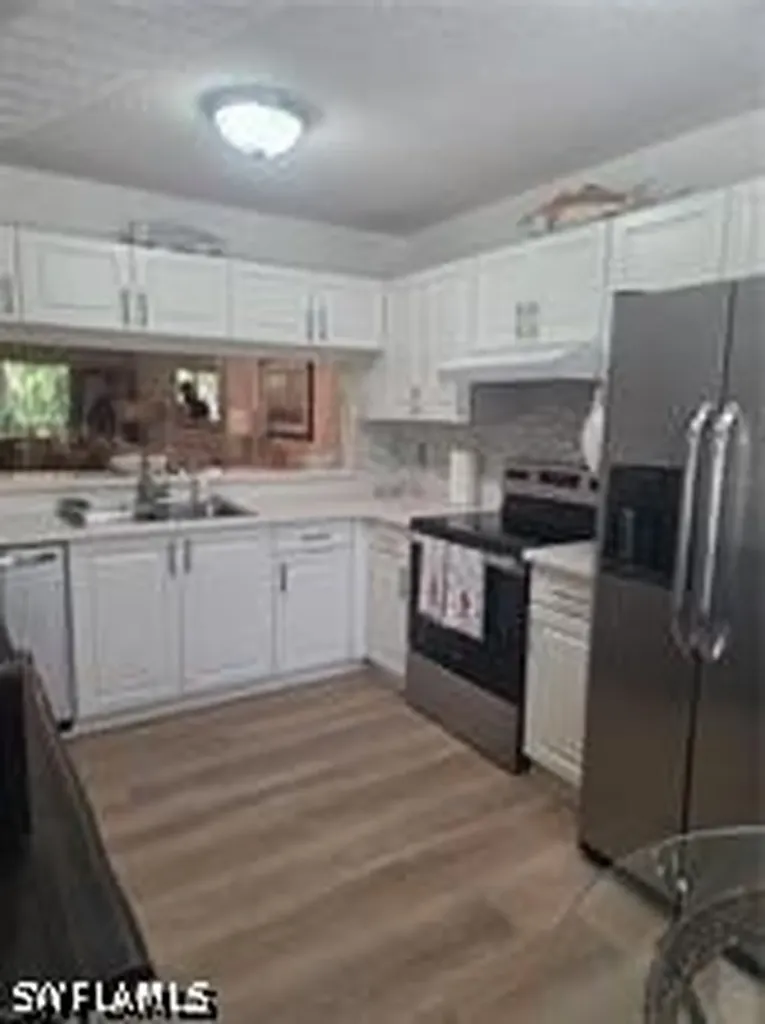 3531 County Barn Road Naples FL 34112
