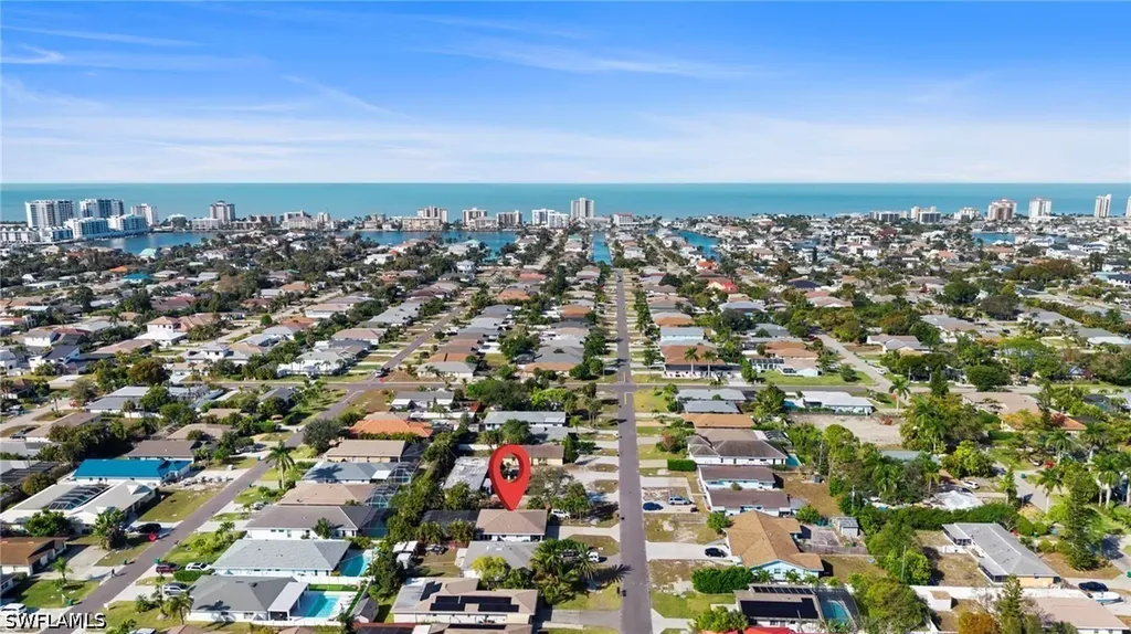 630 99th Avenue N Naples FL 34108
