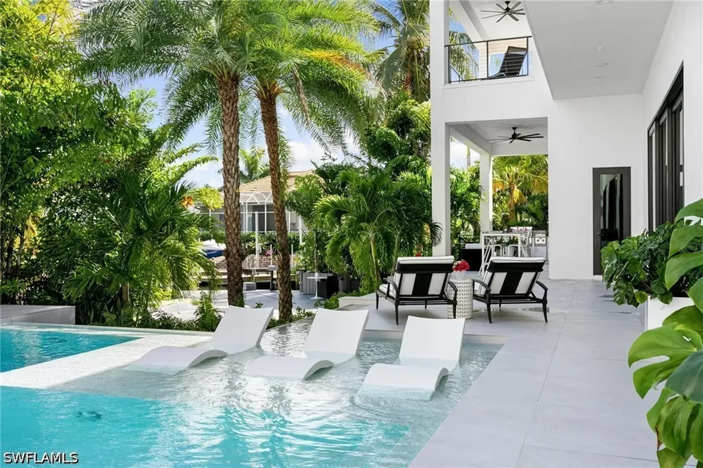 981 Aster Court Marco Island FL 34145