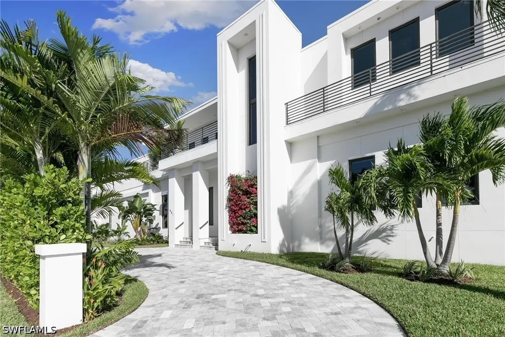 981 Aster Court Marco Island FL 34145