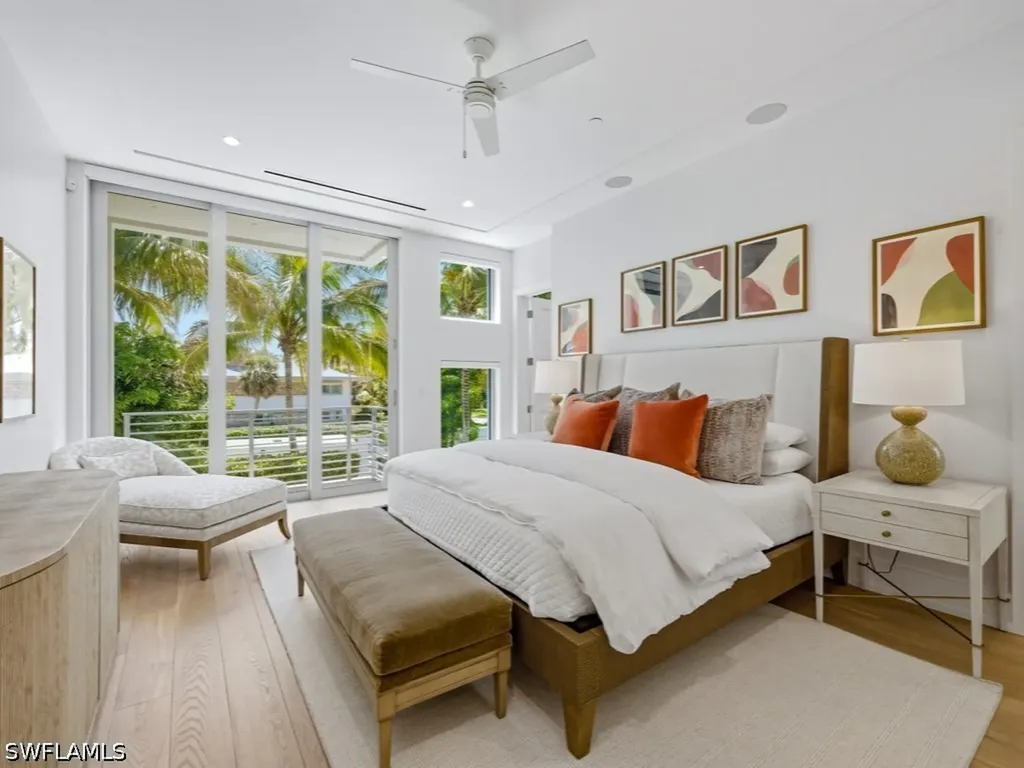 345 Banyan Boulevard Naples FL 34102