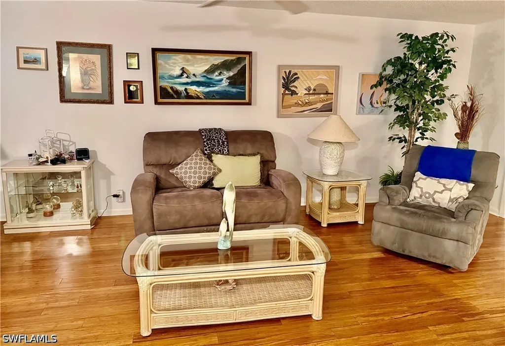 4187 Lakewood Boulevard Naples FL 34112