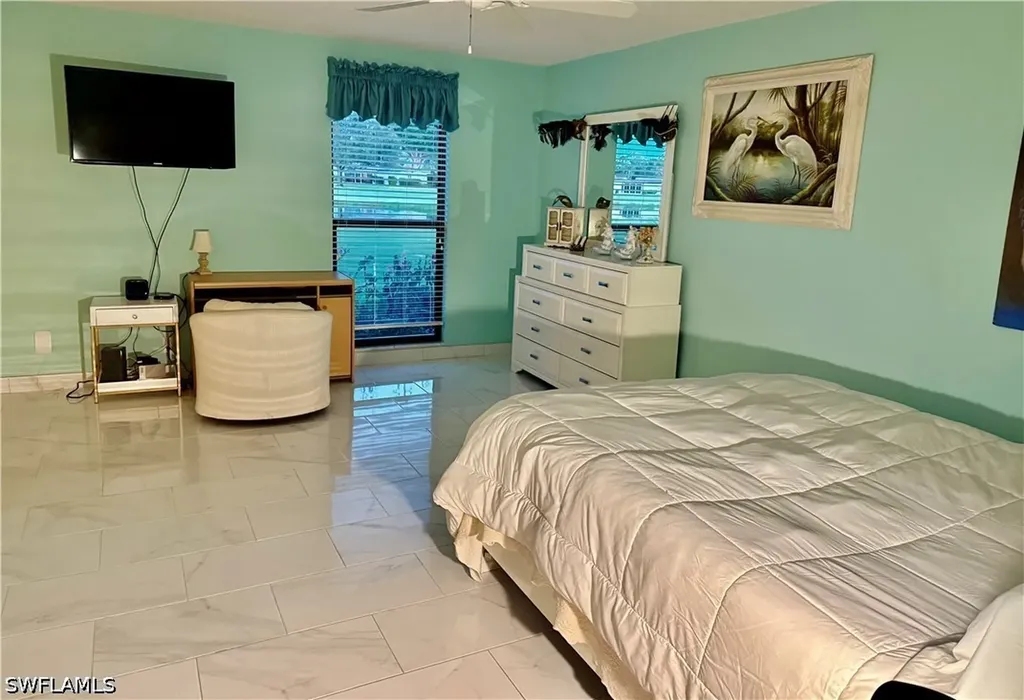 4187 Lakewood Boulevard Naples FL 34112