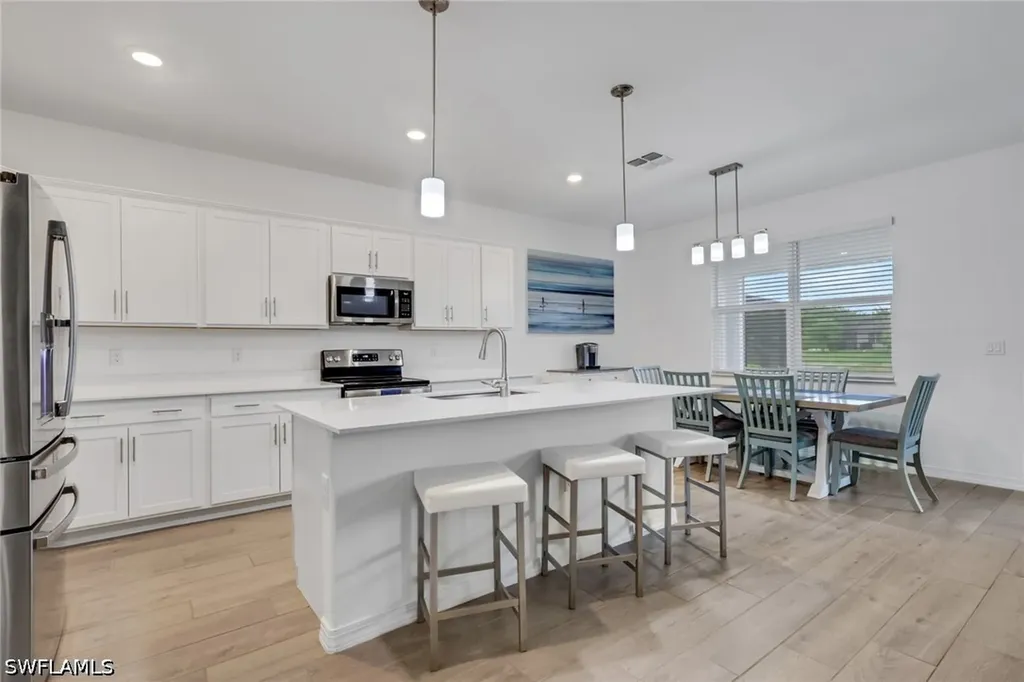 2257 Avocado Lane Naples FL 34120