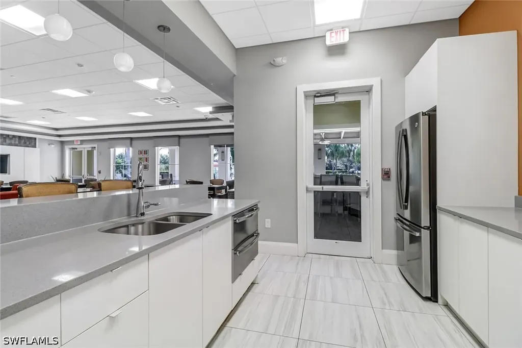 2257 Avocado Lane Naples FL 34120