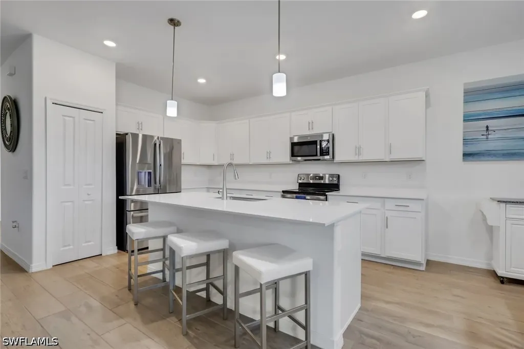 2257 Avocado Lane Naples FL 34120
