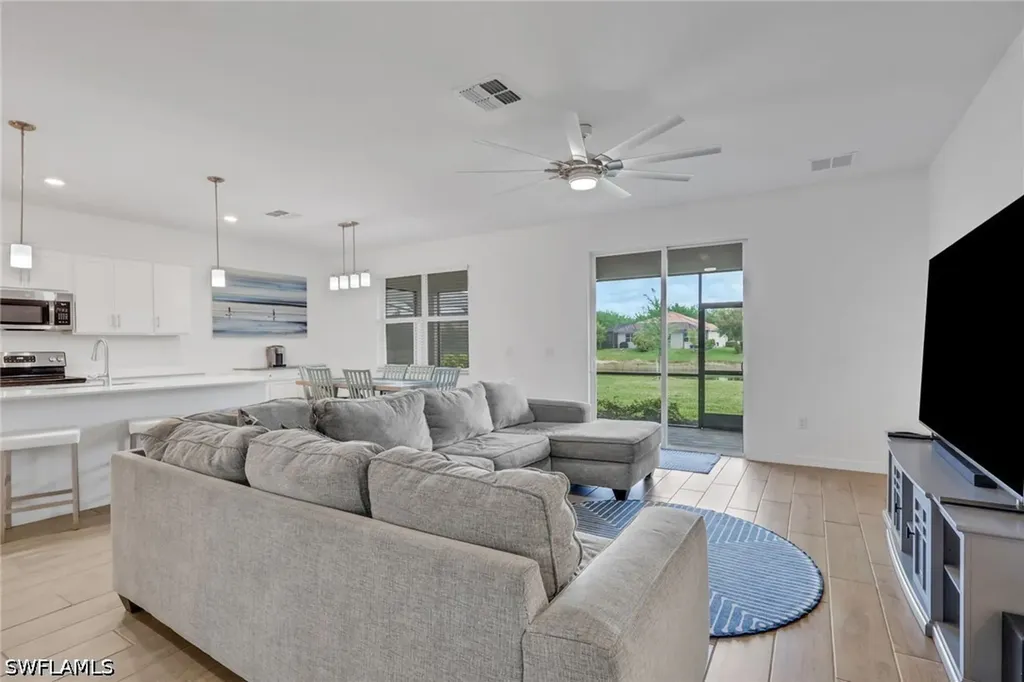 2257 Avocado Lane Naples FL 34120