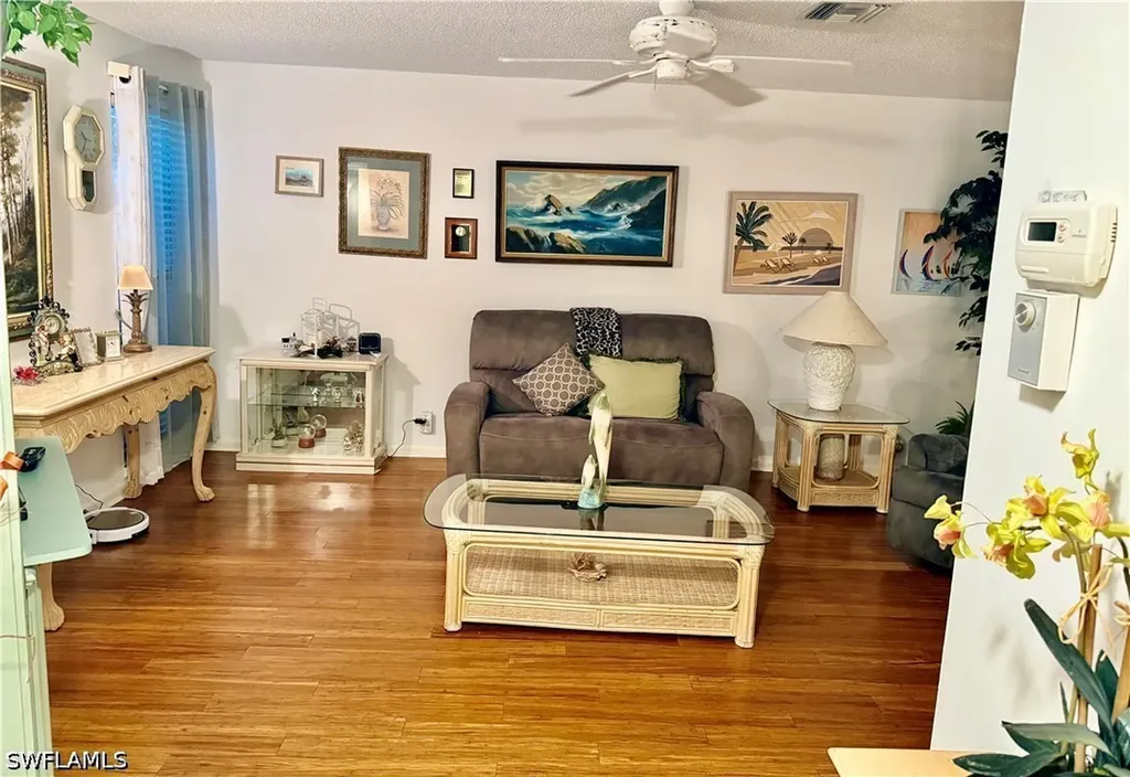 4187 Lakewood Boulevard Naples FL 34112