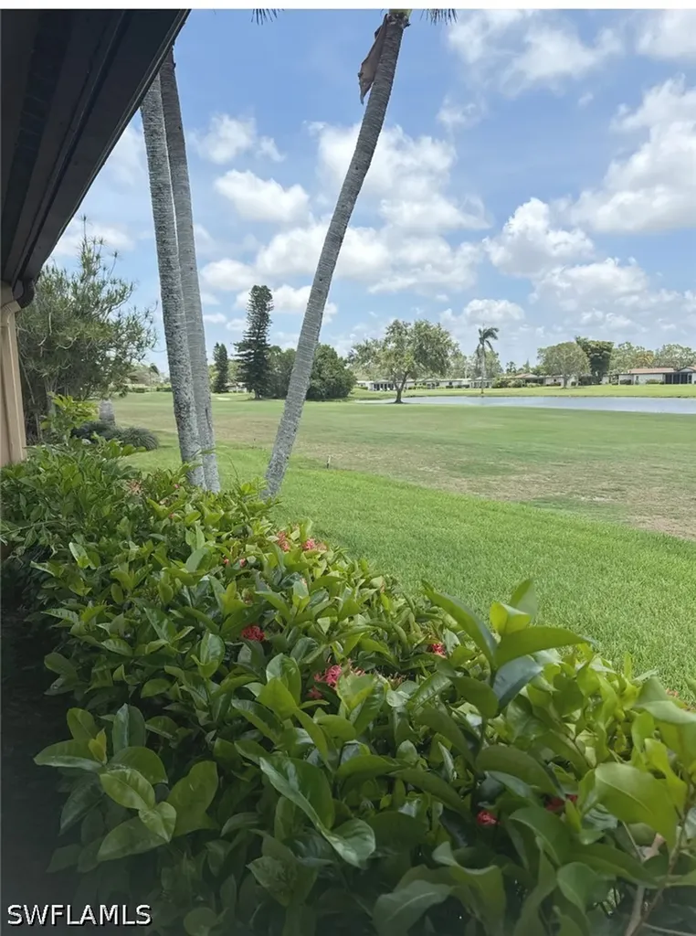 4187 Lakewood Boulevard Naples FL 34112