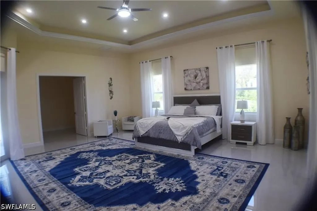379 25th Street NW Naples FL 34120