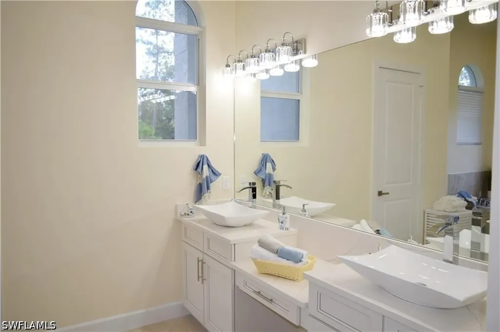 379 25th Street NW Naples FL 34120