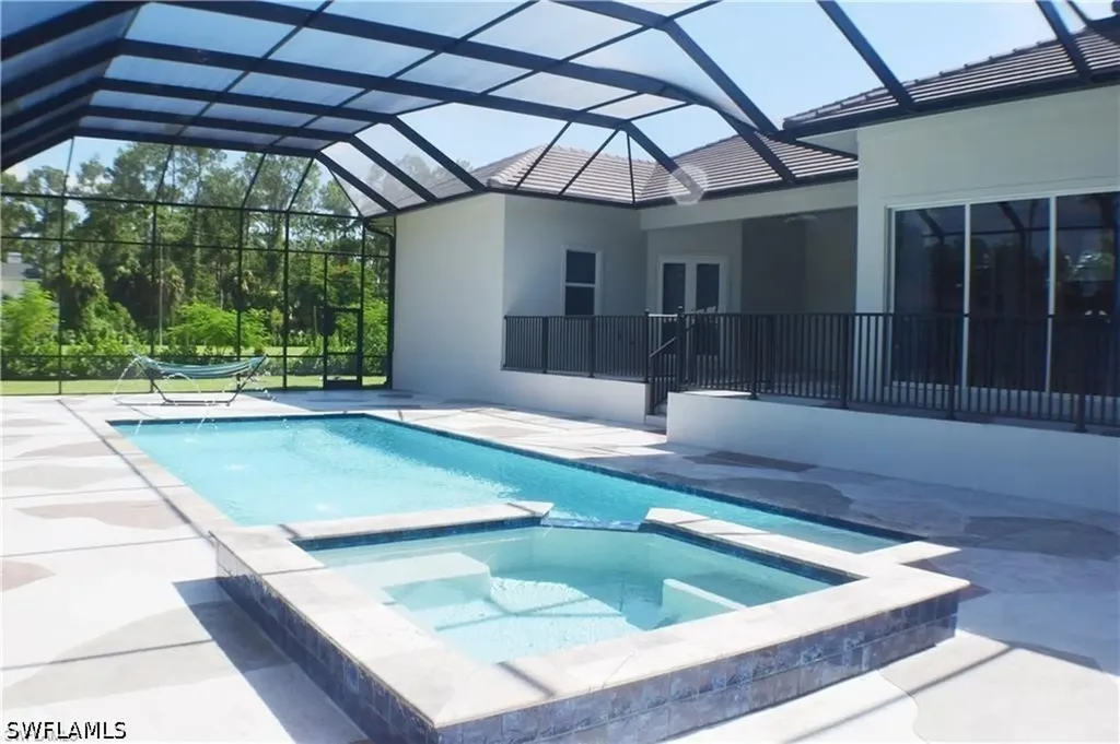 379 25th Street NW Naples FL 34120