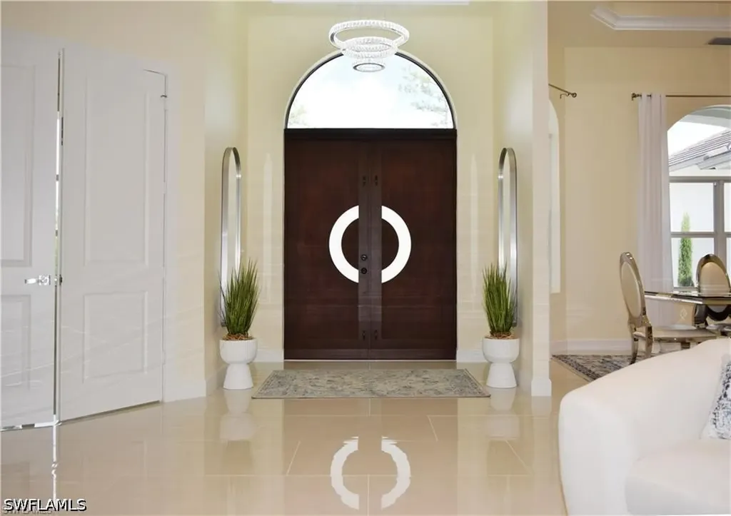 379 25th Street NW Naples FL 34120
