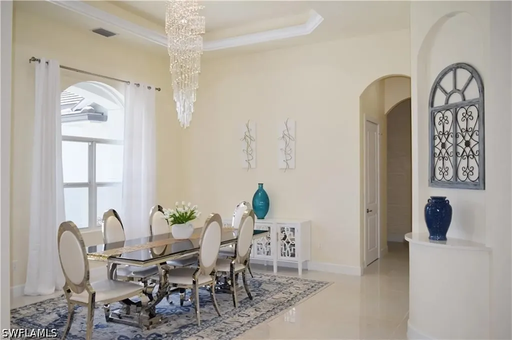 379 25th Street NW Naples FL 34120