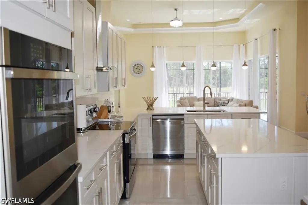 379 25th Street NW Naples FL 34120