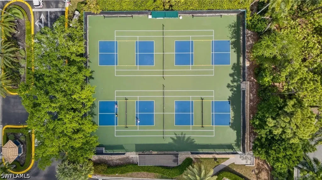 290 Emerald Bay Circle Naples FL 34110