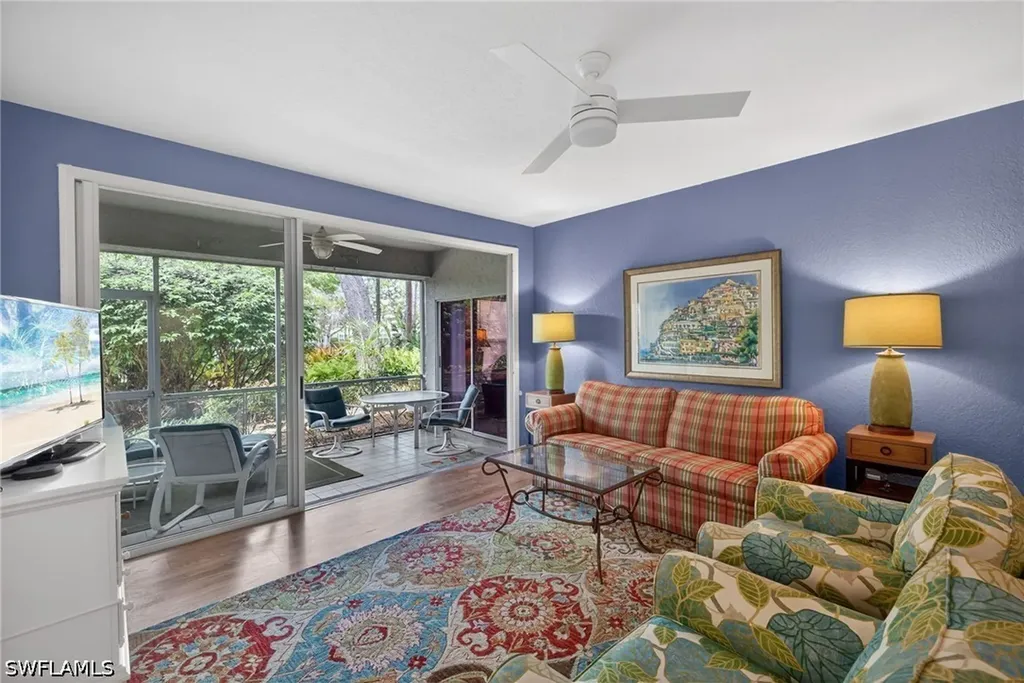 290 Emerald Bay Circle Naples FL 34110