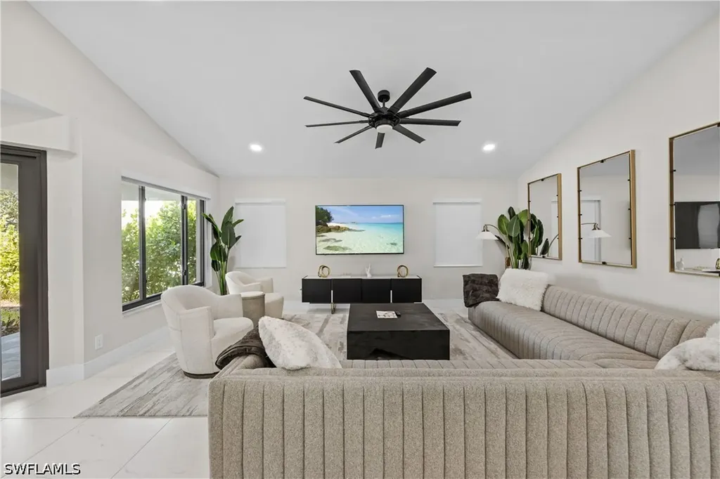 841 91st Avenue N Naples FL 34108