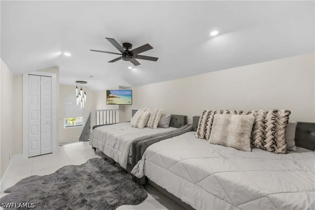 841 91st Avenue N Naples FL 34108