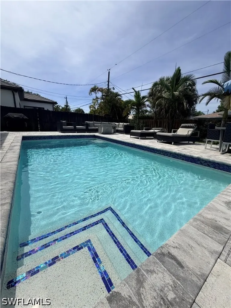 841 91st Avenue N Naples FL 34108