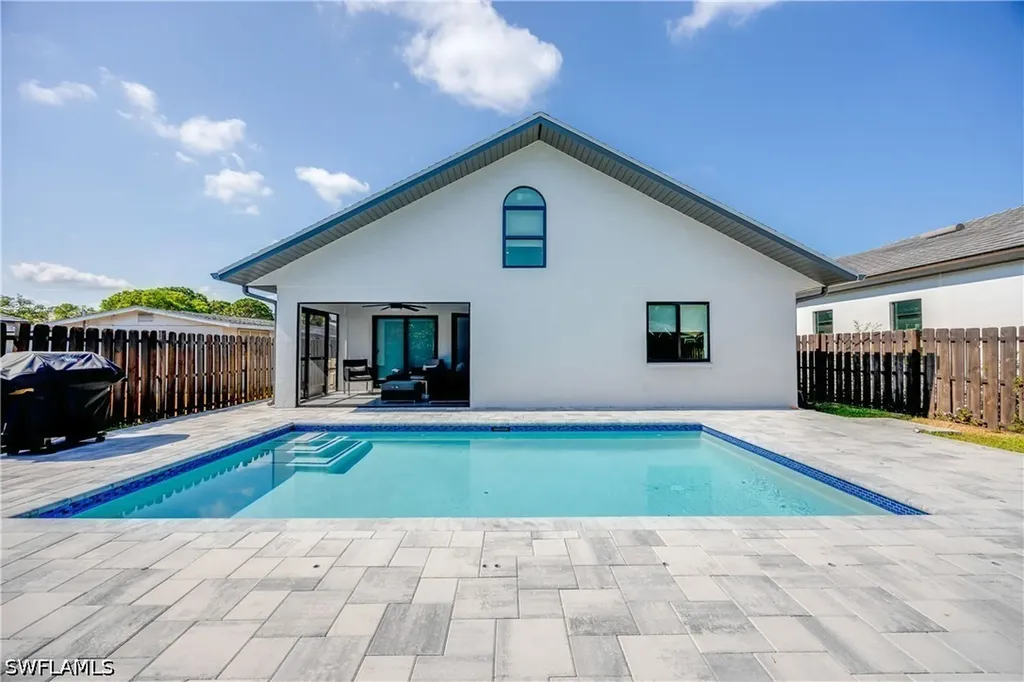 841 91st Avenue N Naples FL 34108