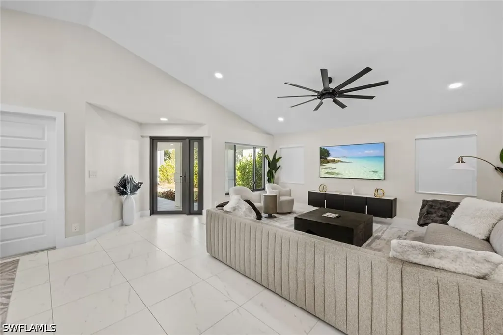 841 91st Avenue N Naples FL 34108