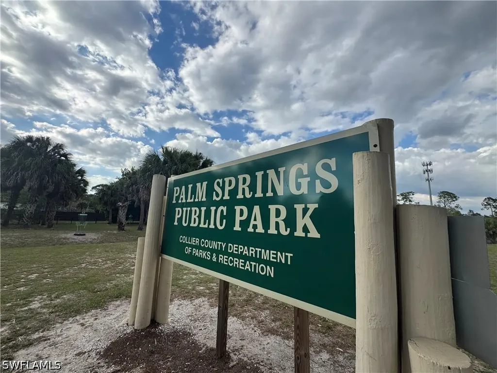 651 Pine Cone Lane Naples FL 34104