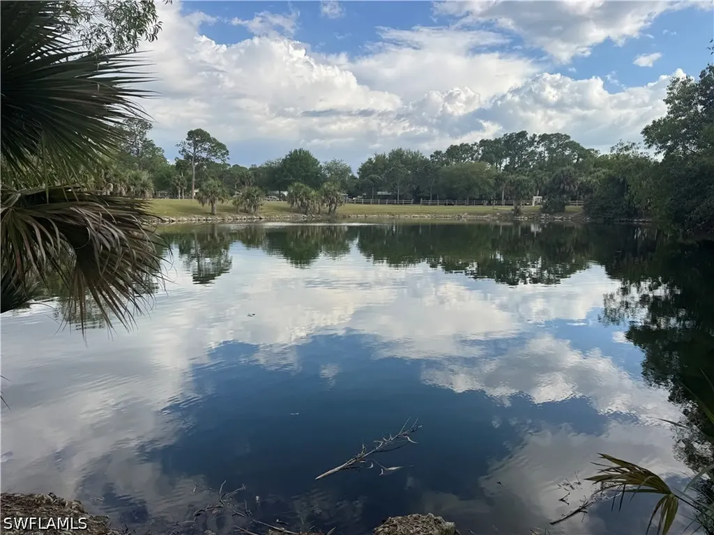 651 Pine Cone Lane Naples FL 34104