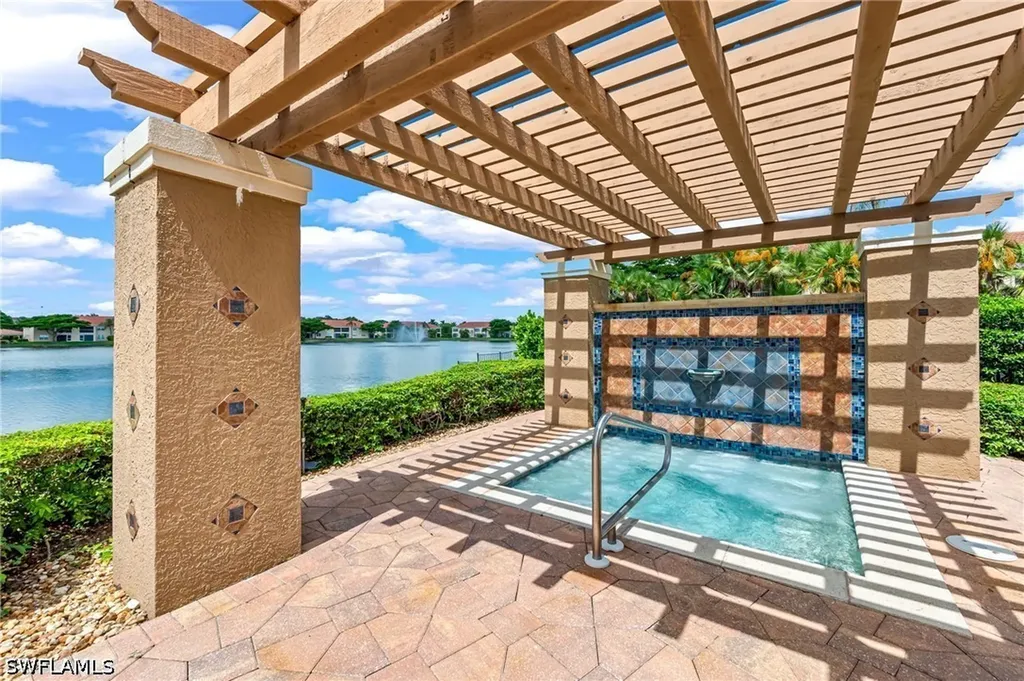 6720 Huntington Lakes Circle Naples FL 34119