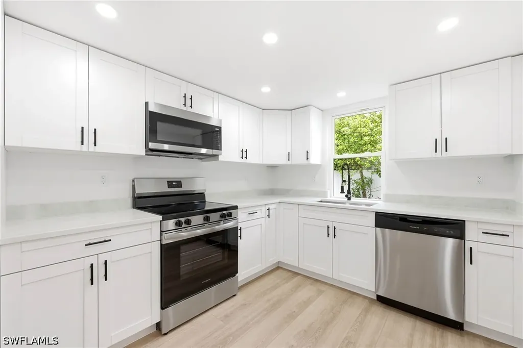 5344 Texas Avenue Naples FL 34113