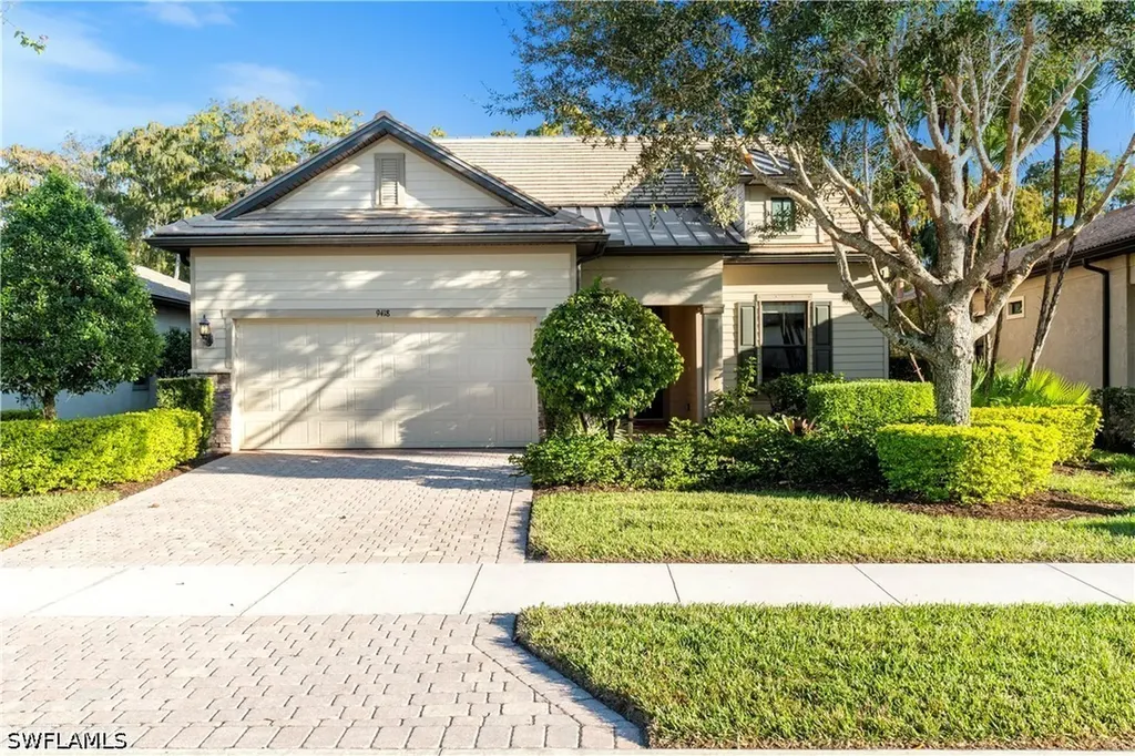 9418 Greyhawk Trail Naples FL 34120
