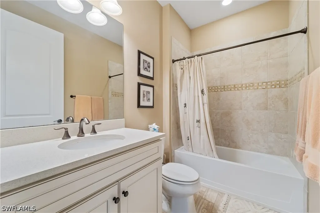 9418 Greyhawk Trail Naples FL 34120