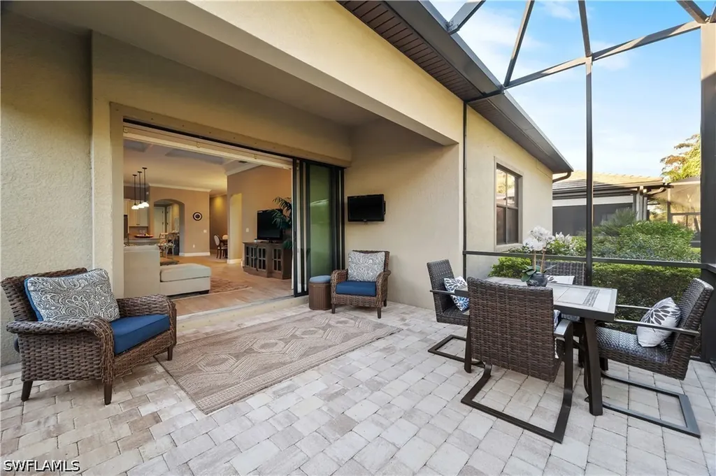 9418 Greyhawk Trail Naples FL 34120