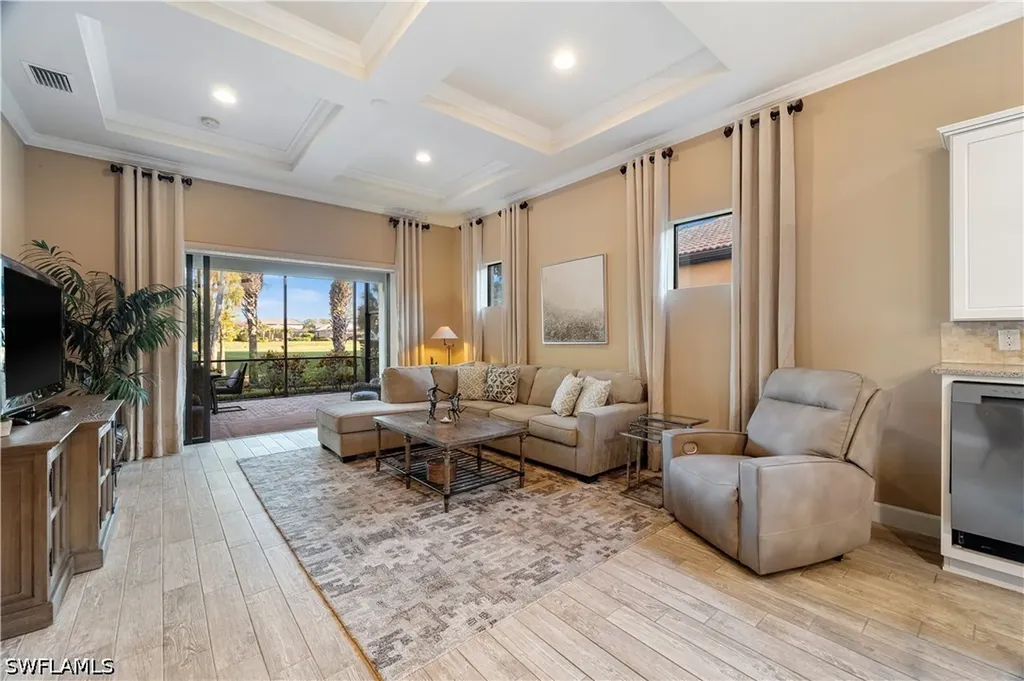 9418 Greyhawk Trail Naples FL 34120